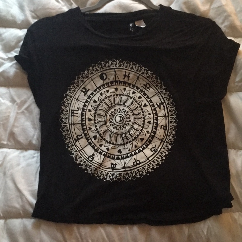 Cropped T-shirt